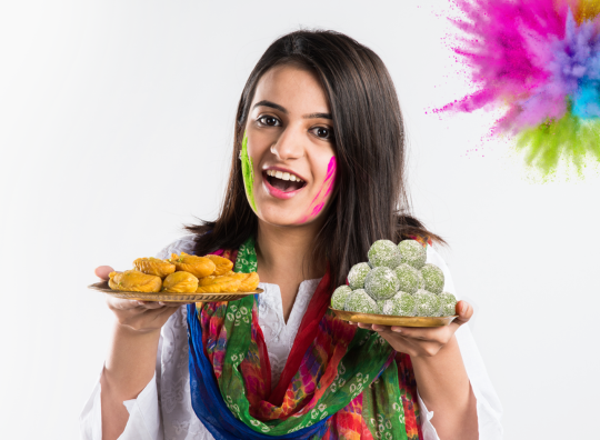 Want to Avoid Weight Gain On Holi? Here Are Some Tips That Might Help