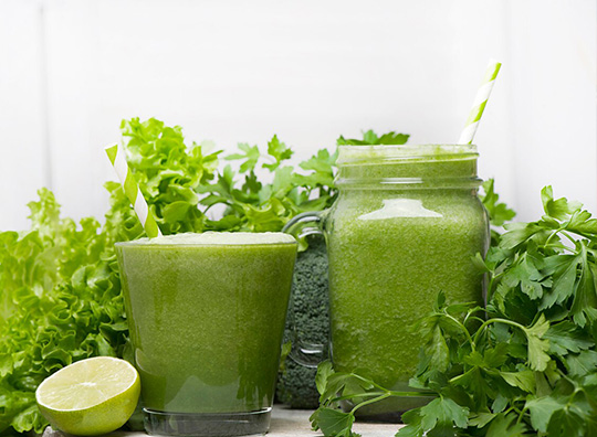 Green Smoothie vs Green Juice